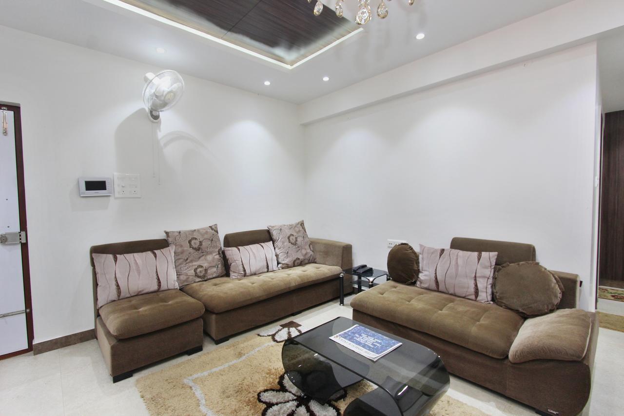 Oyo 2132 Apartment Aditya Residency バンガロール エクステリア 写真