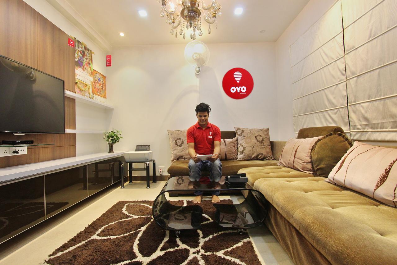 Oyo 2132 Apartment Aditya Residency バンガロール エクステリア 写真