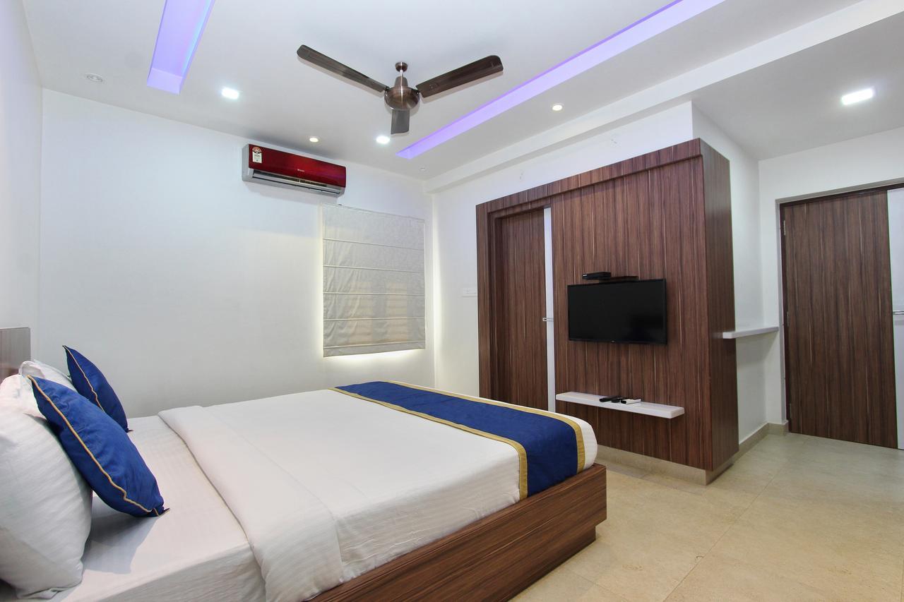 Oyo 2132 Apartment Aditya Residency バンガロール エクステリア 写真